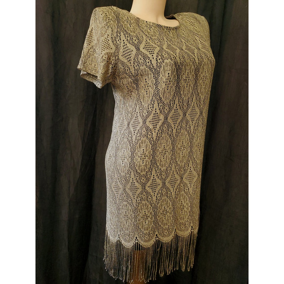 80's Vintage SHAIR AIDE Cocktail Dress CROCHET GOLD LACE Flapper Fringe SIZE 10 - Picture 4 of 10